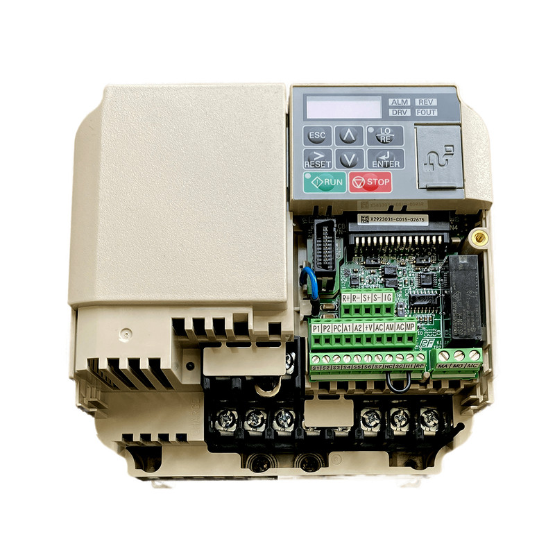 اینورتر یاسکاوا مدل V1000 کد CIMR-VB4A0011 ظرفیت 3.7 کیلووات