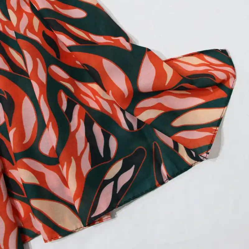 شال زنانه مدل نخی خنک با طرح شاد کد ana-4036