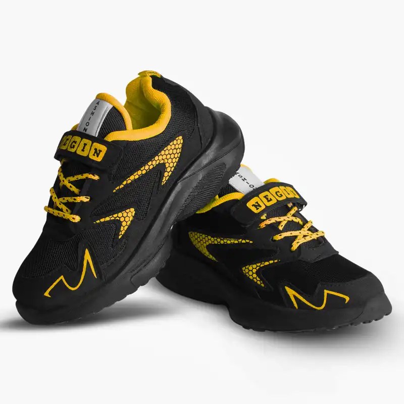 کفش مخصوص دویدن پسرانه مدل FAST کد BK_YLW