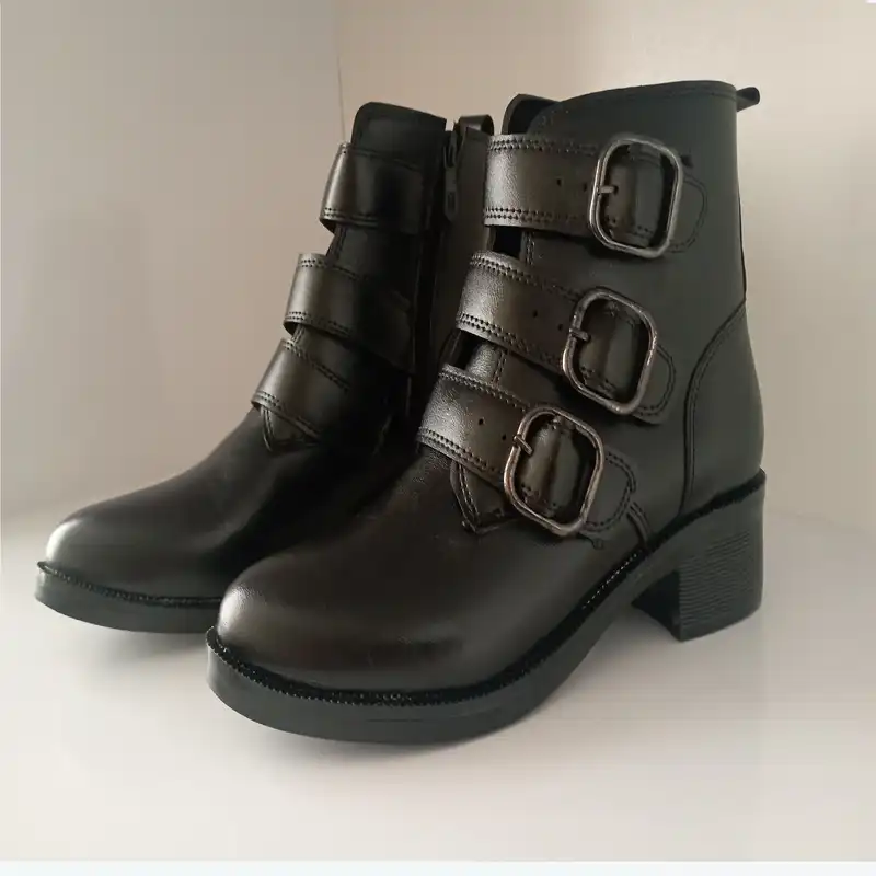 نیم بوت زنانه مدل  A-32 کد 2 رنگ مشکی