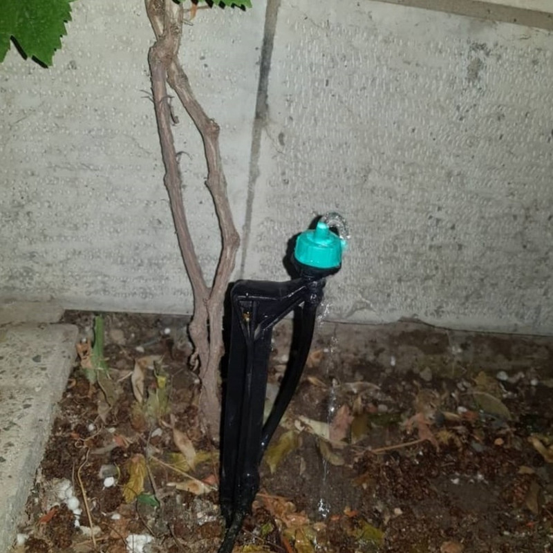 پایه قیم و نگهدارنده آبیاری مدل SB3633 بسته 100 عددی پایه قیم و نگهدارنده آبیاری مدل SB3633 بسته 100 عددی