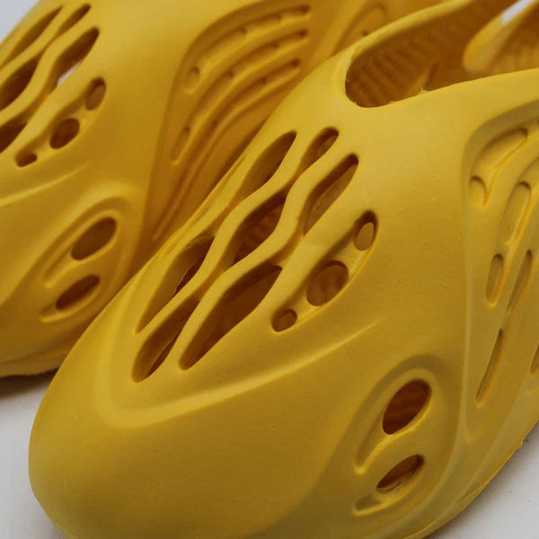 عکس شماره 23 : کفش ساحلی بچگانه مدل یزی فوم فضایی کد 1417-dbe