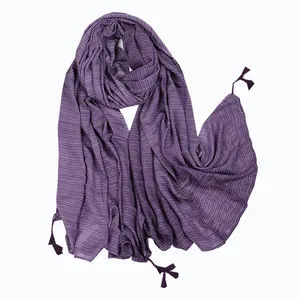 شال زنانه مدل نخی خط دار