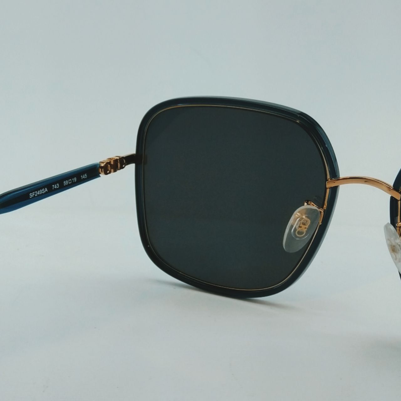عینک آفتابی زنانه سالواتوره فراگامو مدل SF249SA 743 -  - 5