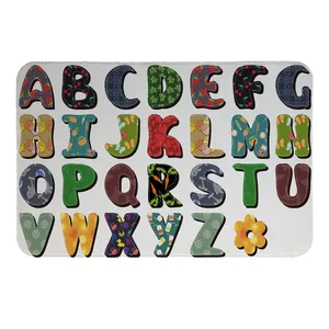  پادری طرح حروف لاتین کد 6082 سایز 50 × 70 سانتی متر