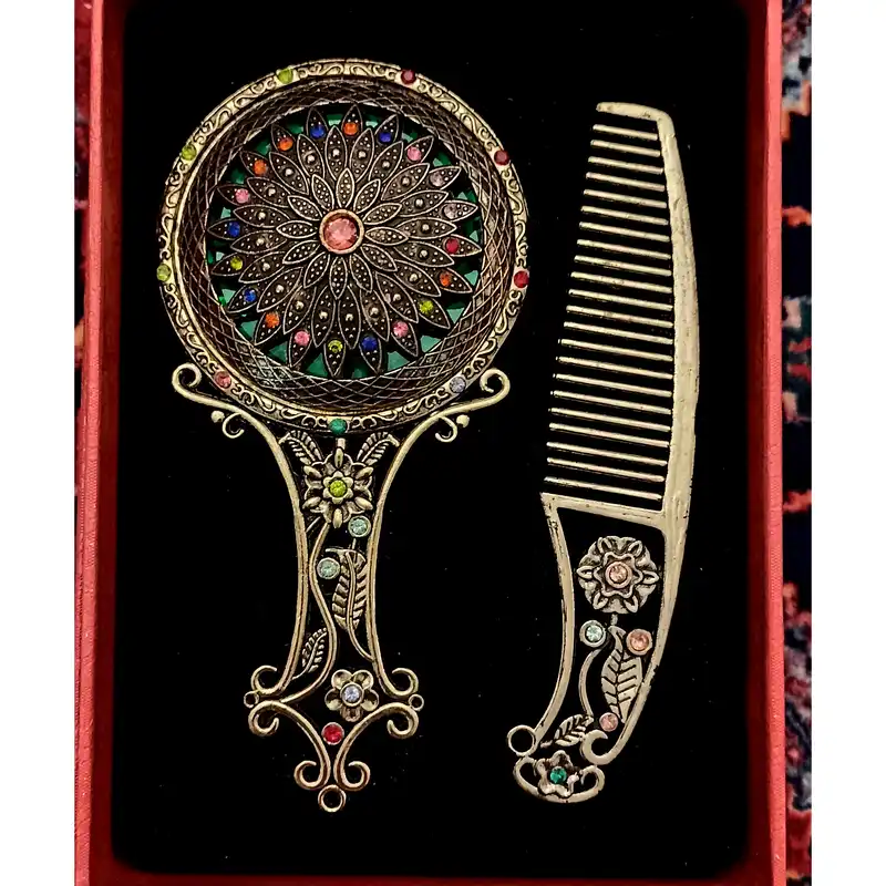 ست آینه آرایشی و شانه مدل 1111