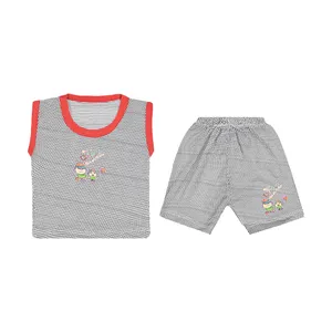 ست تاپ و شلوارک بچگانه کد 3373