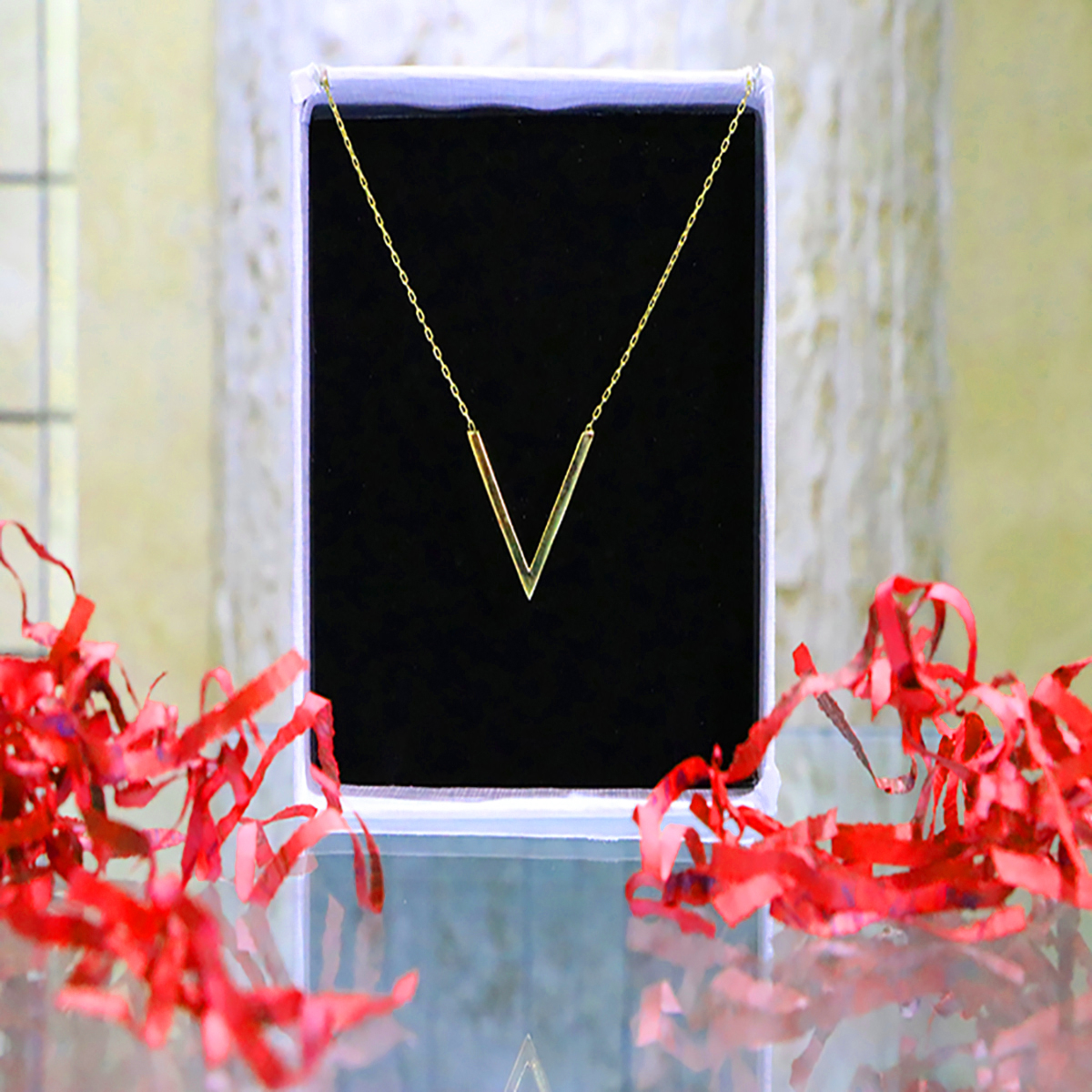 گردنبند طلا 18 عیار زنانه مدل V