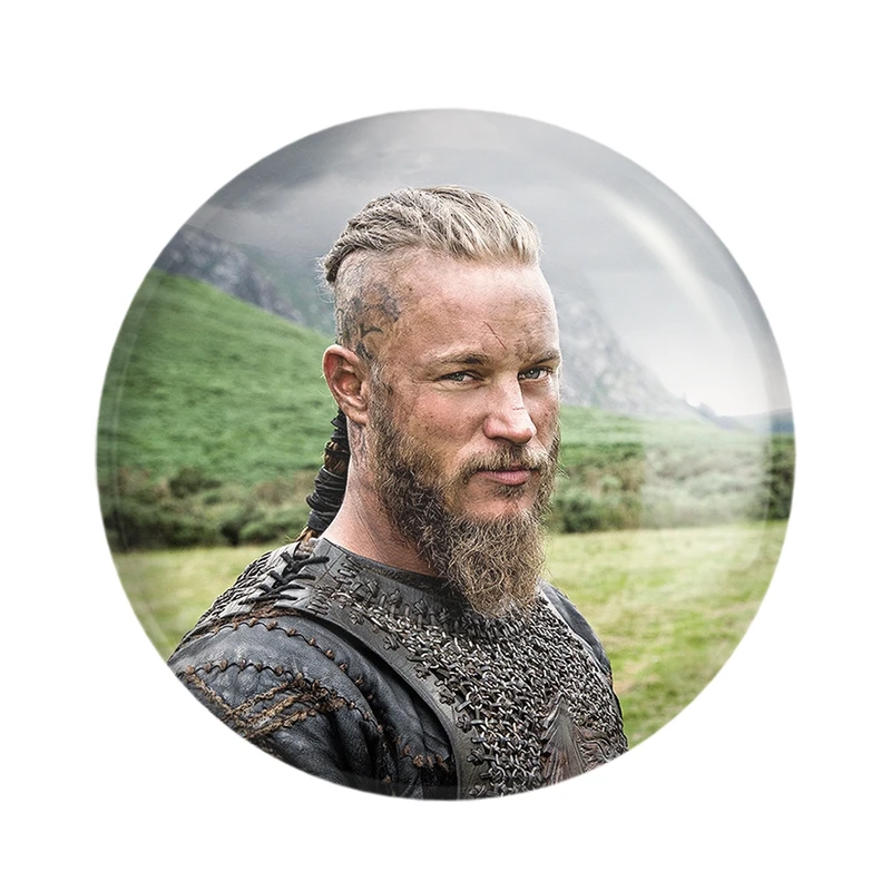 مگنت خندالو مدل رگنار سریال وایکینگ ها Vikings کد 29117