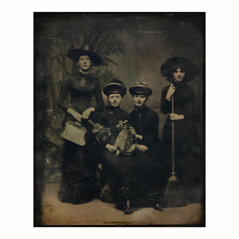 پوستر مدل چهار جادوگر 