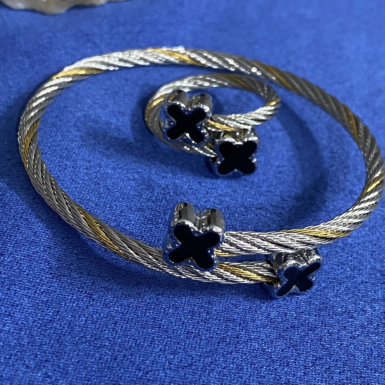 نیم ست دخترانه مدل DampR110 نیم ست دخترانه مدل DampR110