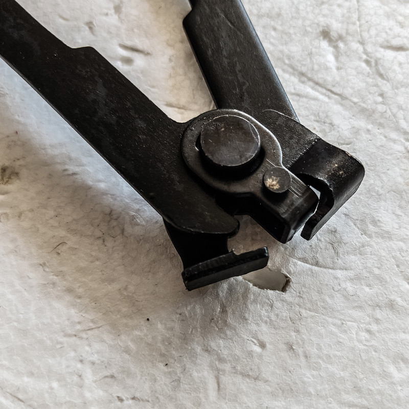 انبر بست شلنگ رادیاتور مدل HL  P 536 سایز 8 اینچ