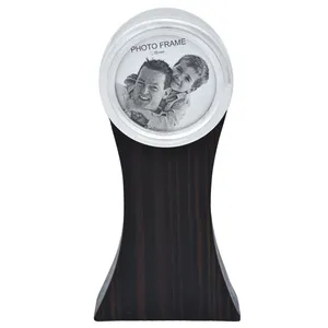 قاب عکس مدل gai-2 سایز  8×8 سانتی متر 