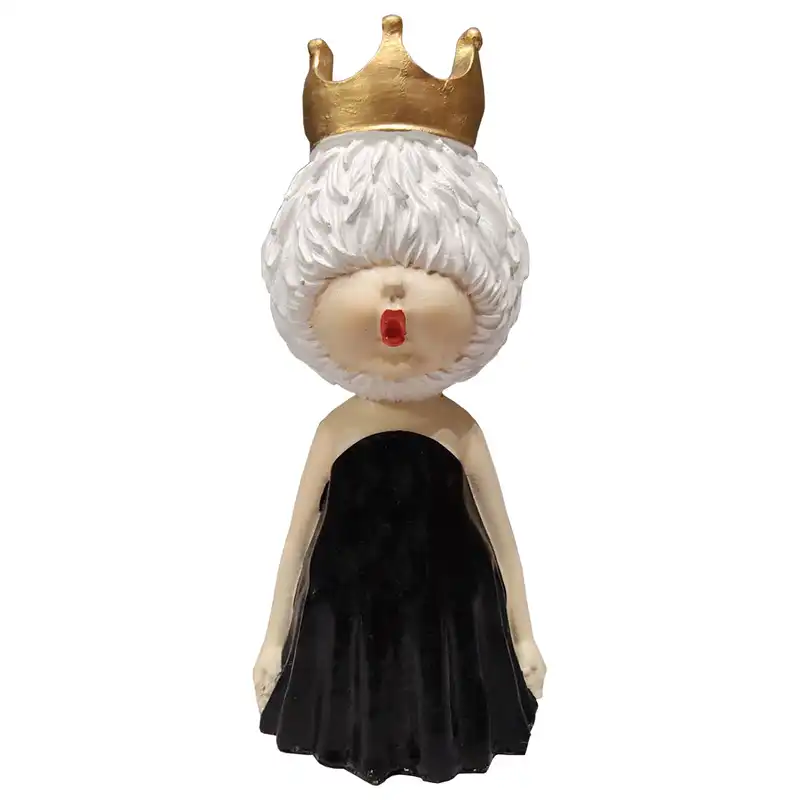 مجسمه مدل سپیده