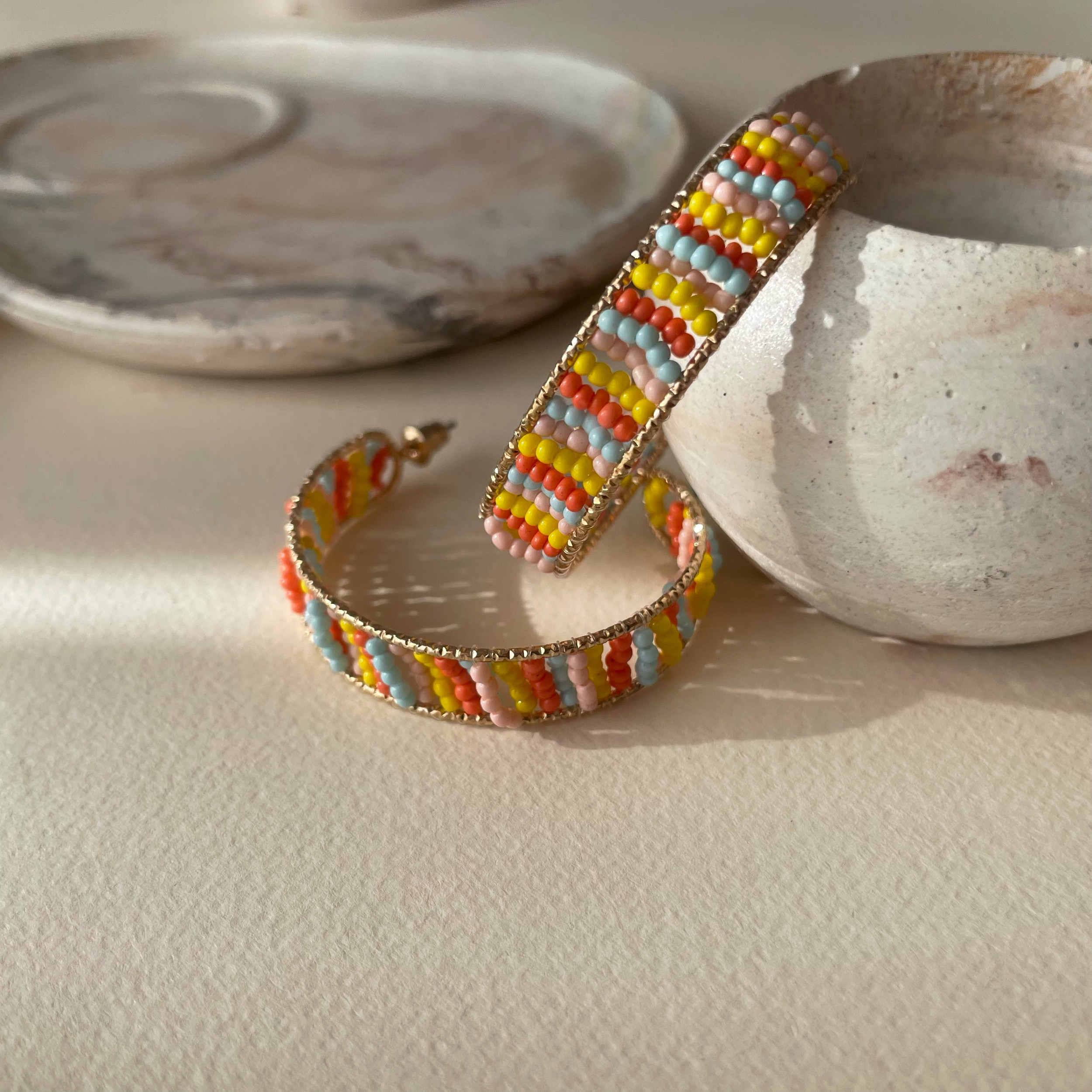 گوشواره دخترانه آی ام مدل AE1209-011 گوشواره دخترانه آی ام مدل AE1209-011