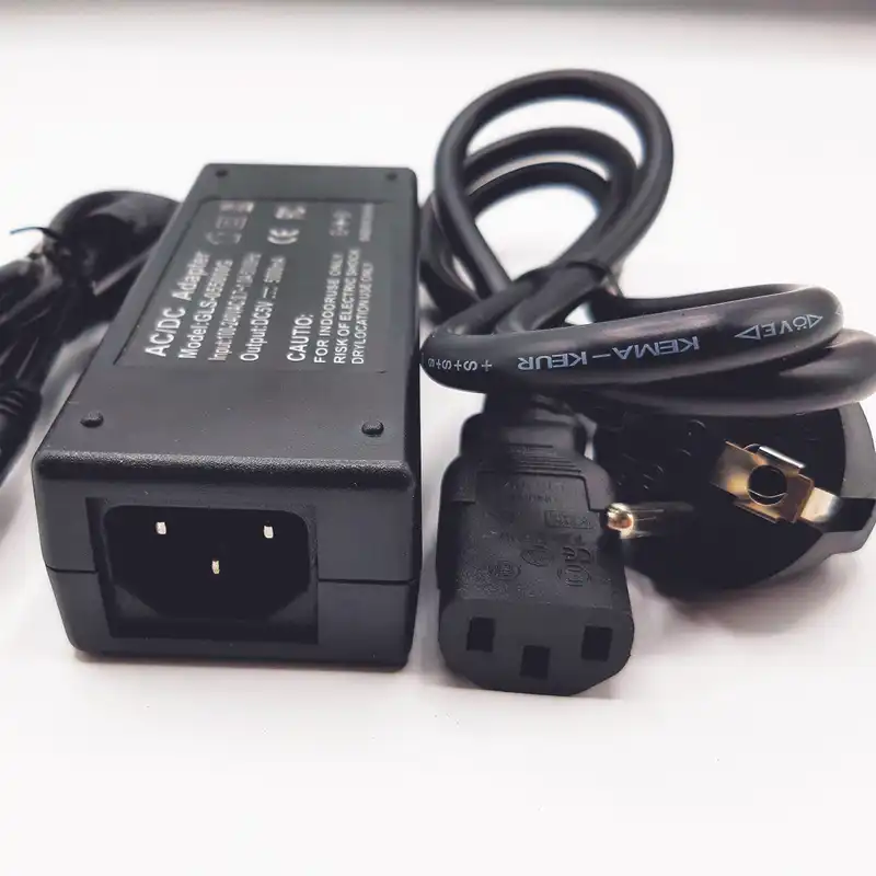 آداپتور 5 ولت 5 آمپر کد GLS-055000G