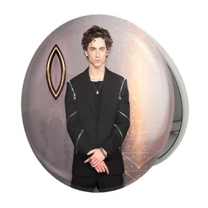 آینه جیبی خندالو طرح تیموتی شالامی Timothée Chalamet مدل تاشو کد 19280 