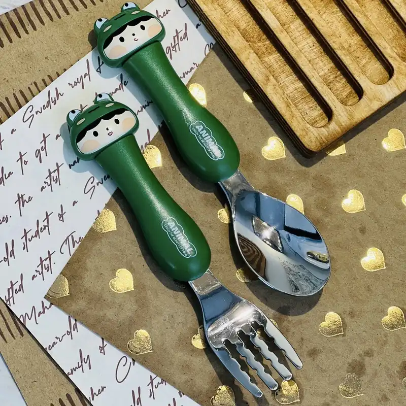 قاشق و چنگال  کودک طرح عروسک بسته 2 عددی