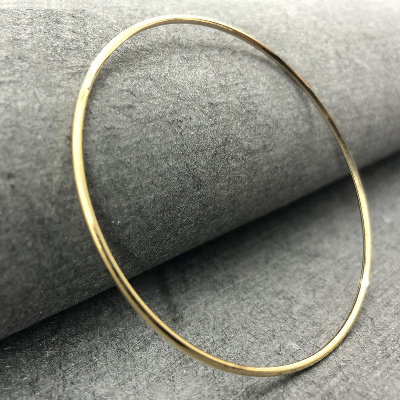 النگو طلا 18 عیار زنانه الن نار مدل مفتولی مجموعه 2 عددی