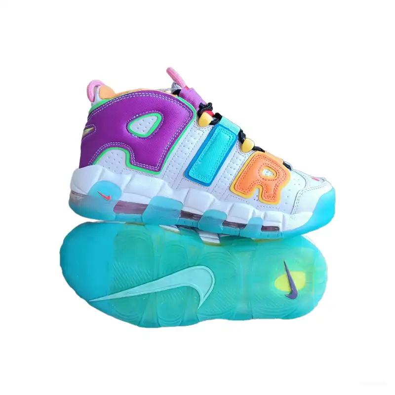 کفش بسکتبال زنانه مدل ایرمورآپتمپو