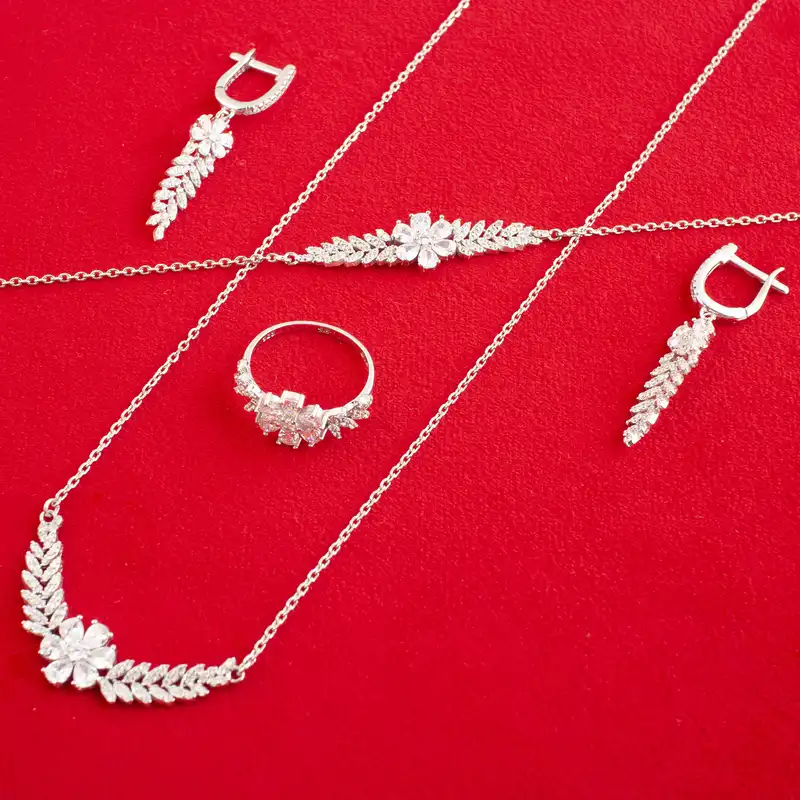 ست نقره زنانه مدل  فلاور  AVN_N161
