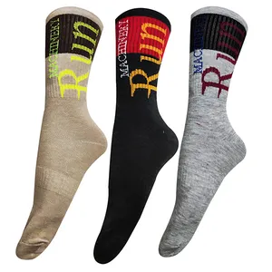 جوراب ورزشی ساق بلند مردانه تن پوش هنگامه مدل کش اسپرت طرح RUN بسته 3 عددی