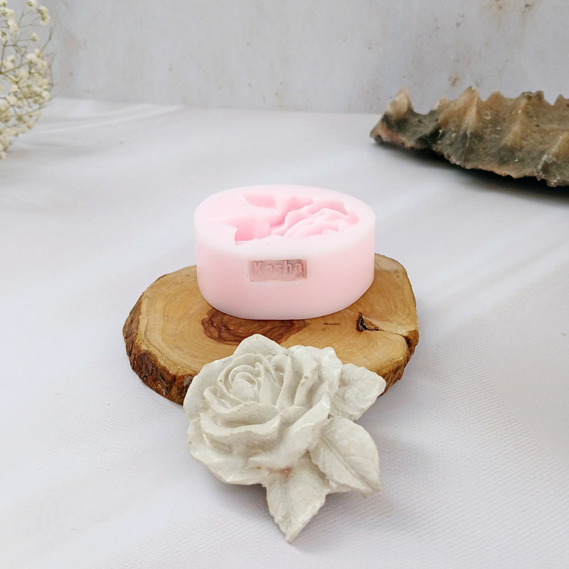 قالب شمع کوشا مدل رز سه برگ