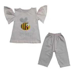 ست تی شرت و شلوارک دخترانه مدل زنبورک