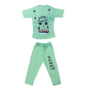 ست تی شرت و شلوارک دخترانه مدل ستاره نگینی رنگ سبز