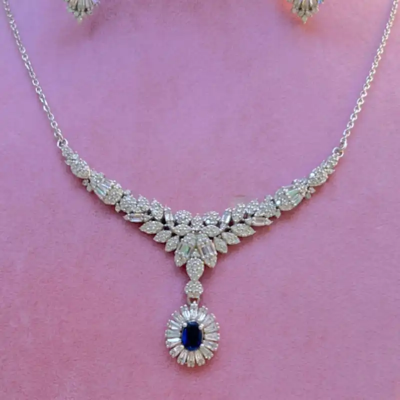 نیم ست نقره زنانه مدل یاقوت کبود الماسی