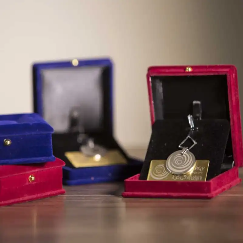 گردنبند مدل مغناطیسی بایو انرژی