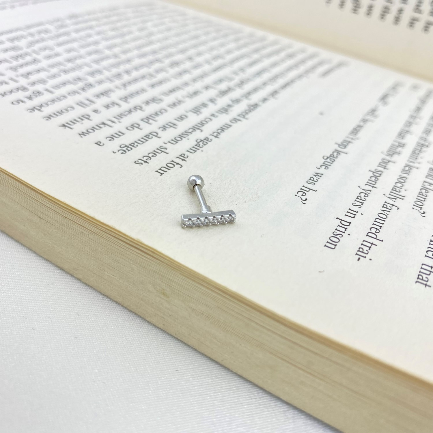 پیرسینگ گوش زنانه مدل P4207 پیرسینگ گوش زنانه مدل P4207