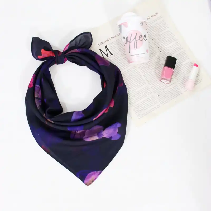 دستمال سر و گردن زنانه مدل مینی اسکارف نخی تابستانه جدید شبرنگی کد ana-2550