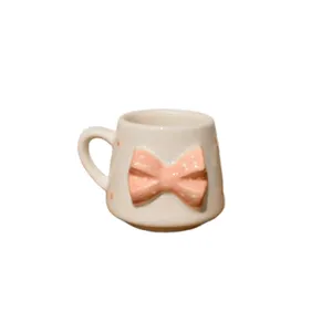 ماگ مدل پاپیون دار