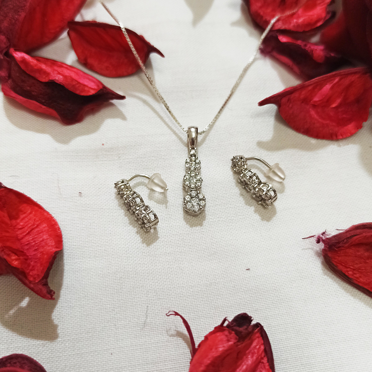 نیم ست نقره زنانه سلین کالا مدل گلریز کد ce-As4