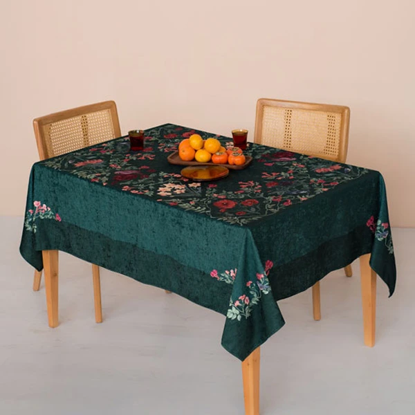 رومیزی هرمود مدل بَزم سایز 220x150 سانتیمتر