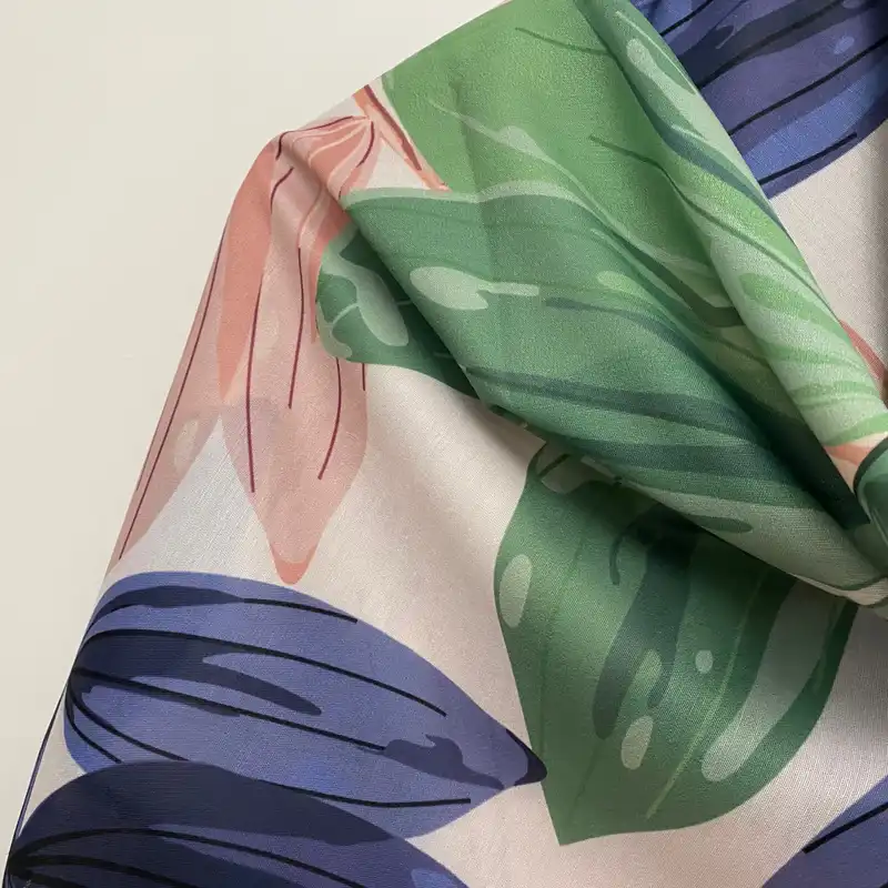 روسری زنانه مدل نخی چهار فصل کد 9028