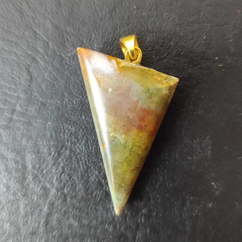 آویز گردنبند زنانه مدل عقیق شجر سبز