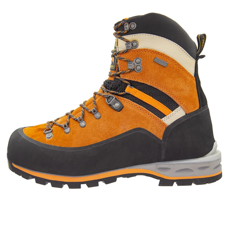 کفش کوهنوردی لاوان مدل زمستانه قندیل 2