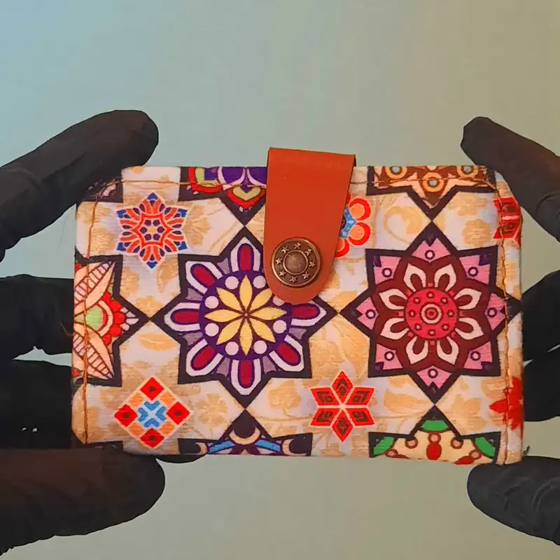 جاکارتی زنانه مدل دکمه ای طرح سنتی دور دوخت کد 03