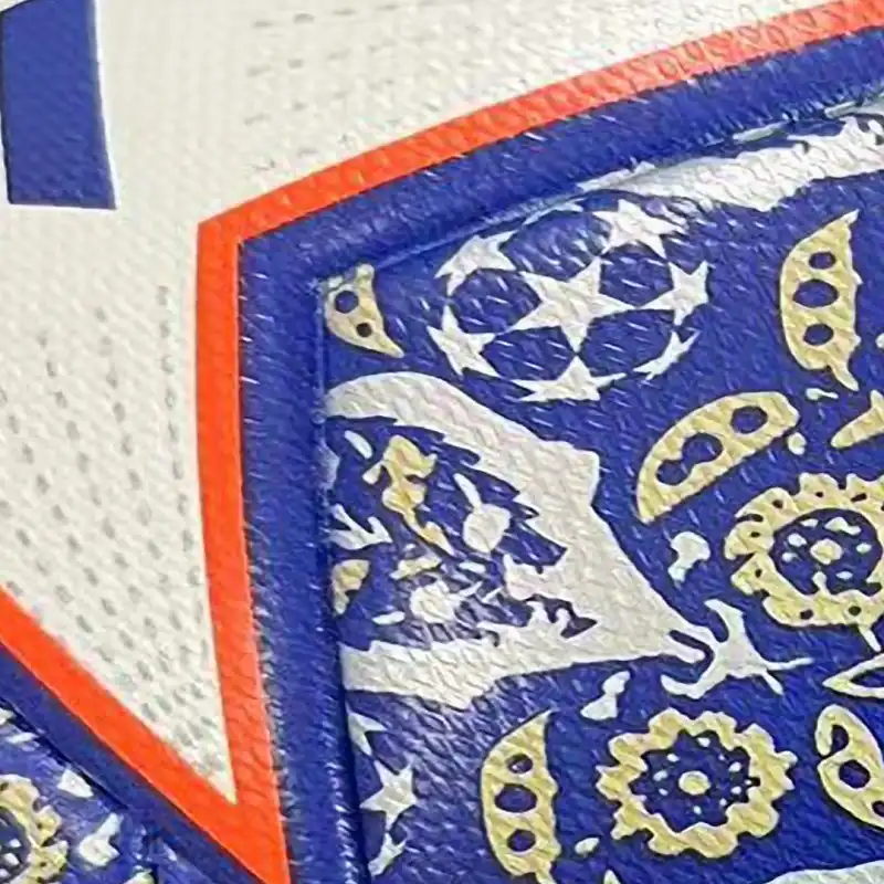 توپ فوتبال مدل league 2023 ist