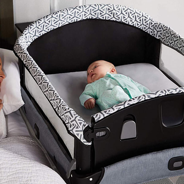 تخت و پارک کودک گراکو مدل newborn2toddler تخت و پارک کودک گراکو مدل newborn2toddler