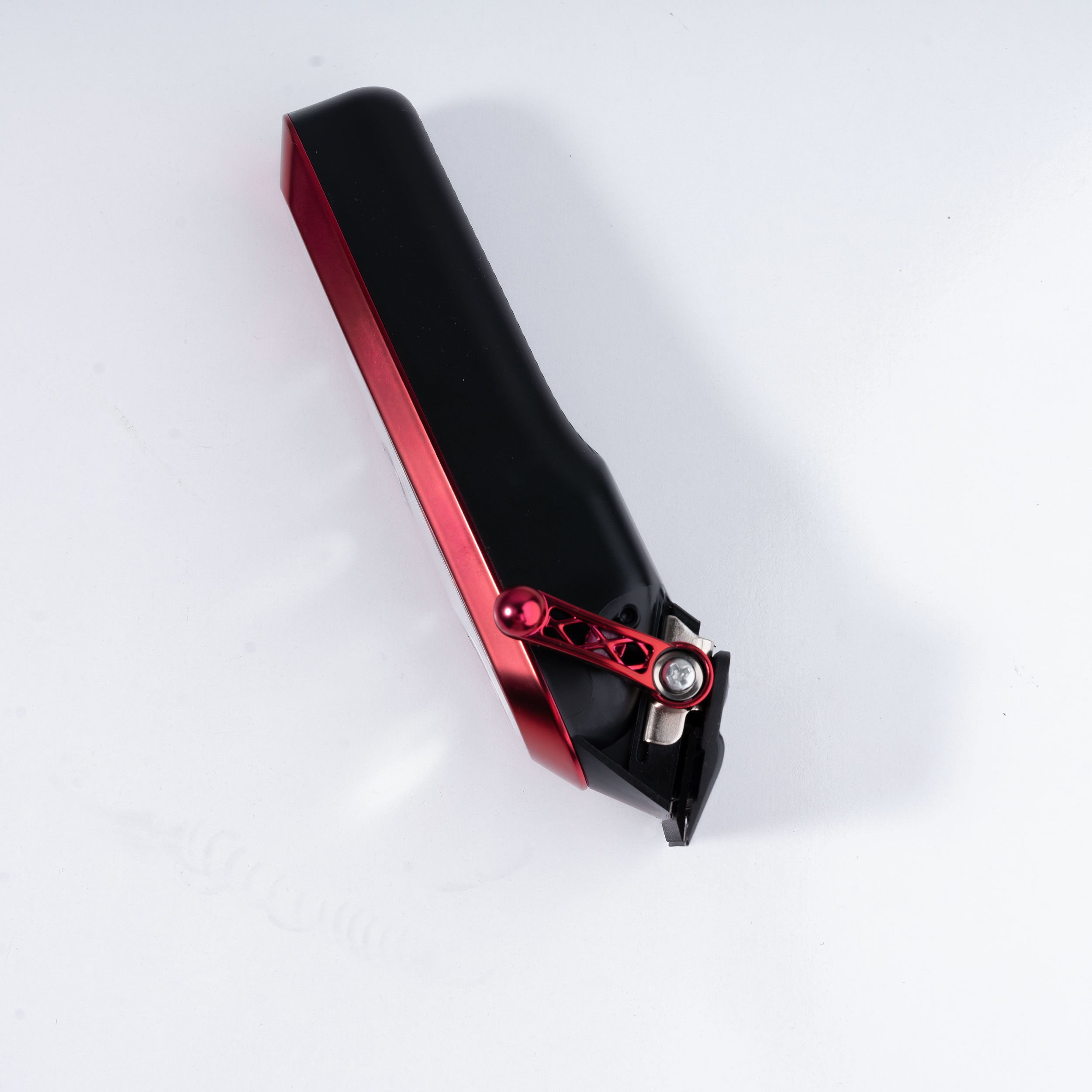 ماشین اصلاح موی سر و صورت دبلیو مارک مدل NG-130 ماشین اصلاح موی سر و صورت دبلیو مارک مدل NG-130