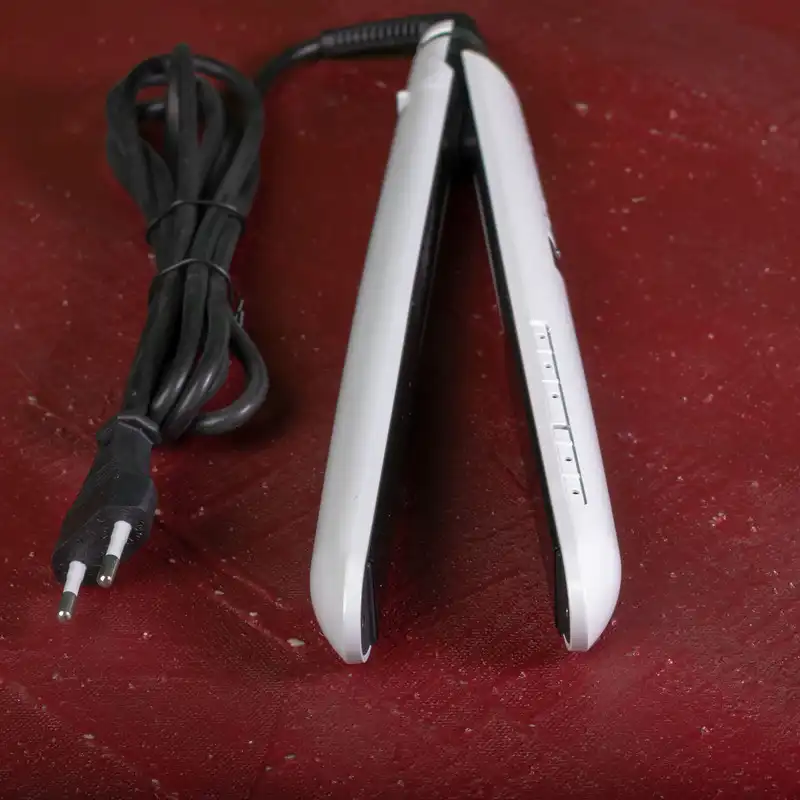 اتو مو مدل 3312