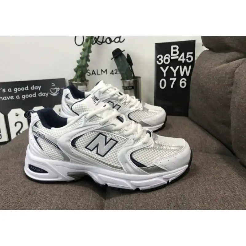 کفش  مخصوص دویدن زنانه مدل رانینگ 530 رنگ سفید