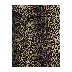 ملحفه آدنو مدل پلنگ کد CH80 دونفره سایز 160x200 سانتی متر