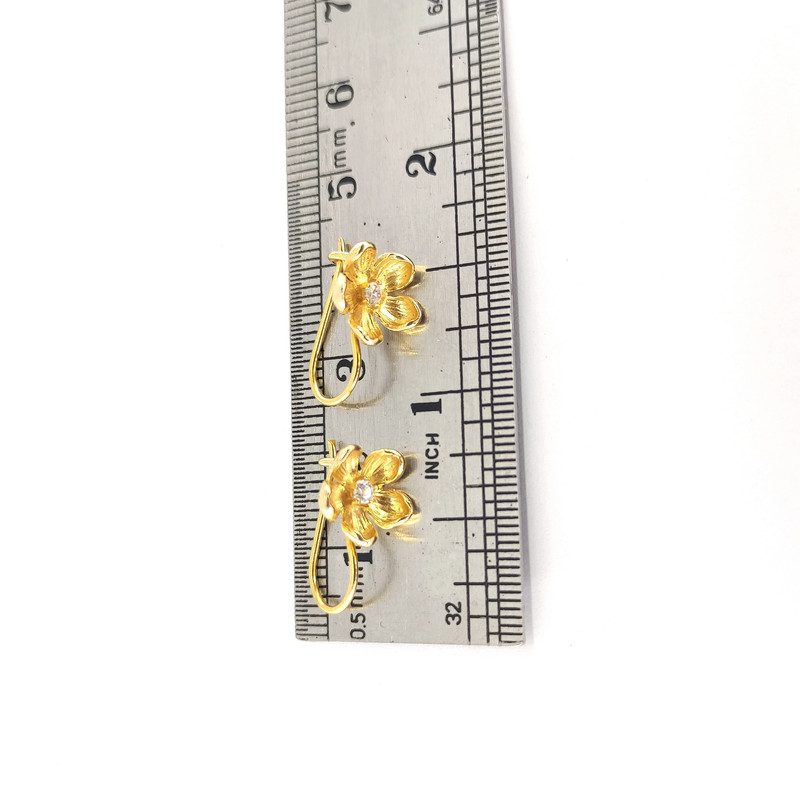 گوشواره طلا 18 عیار دخترانه طلا و جواهرسازی افرا مدل 237 گوشواره طلا 18 عیار دخترانه طلا و جواهرسازی افرا مدل 237