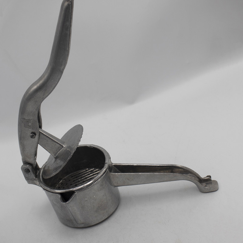 آب انار گیر دستی مدل گوریلا کد YP-N-026