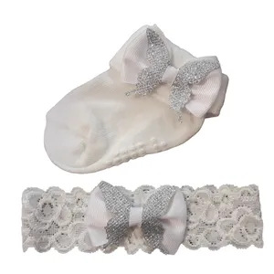 ست هدبند و جوراب نوزادی مدل پاپیون 56