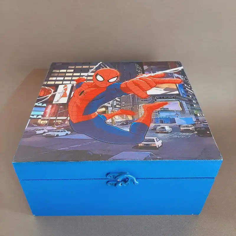 جعبه هدیه مدل کارتونی طرح مرد عنکبوتی کد BB95